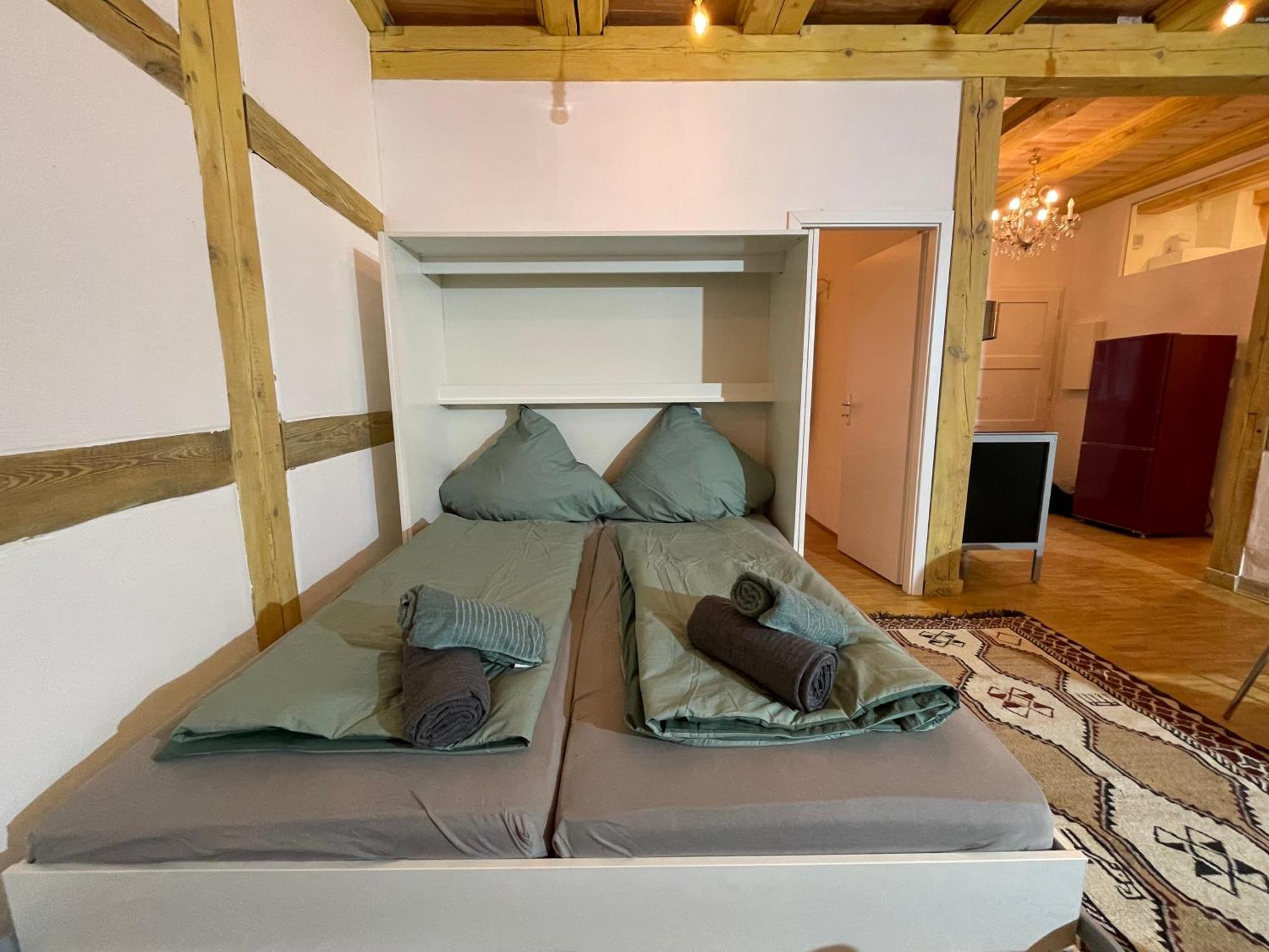 Berliner Fachwerkhaus Naehe Olympiastadion Appartement Berlijn